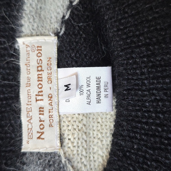 Norm Thompson Vintage 90's Men's Medium Geometric Pattern Alpaca Wool Sweater - Picture 2 of 3